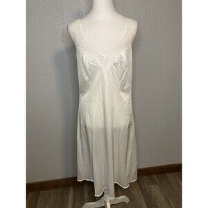 VTG Maidenform Something Special Nylon Full Slip Size 36 White Sissy Lace ILGWU